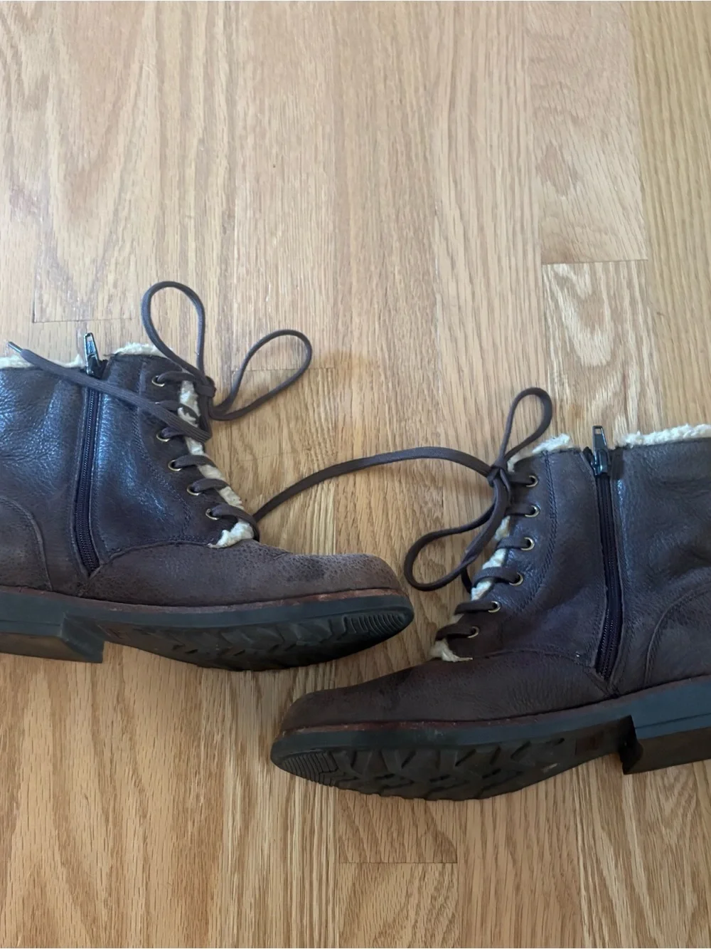 Clarks Brown Kids Lace-Up Shearling-Trim Boots Sz 1.5 Brown Leather